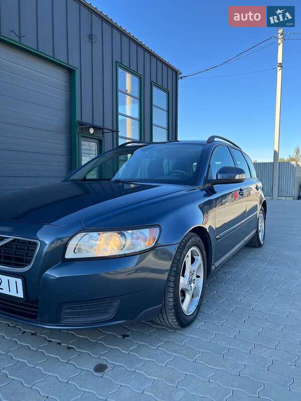 Универсал Volvo V50 2009 в Калуше