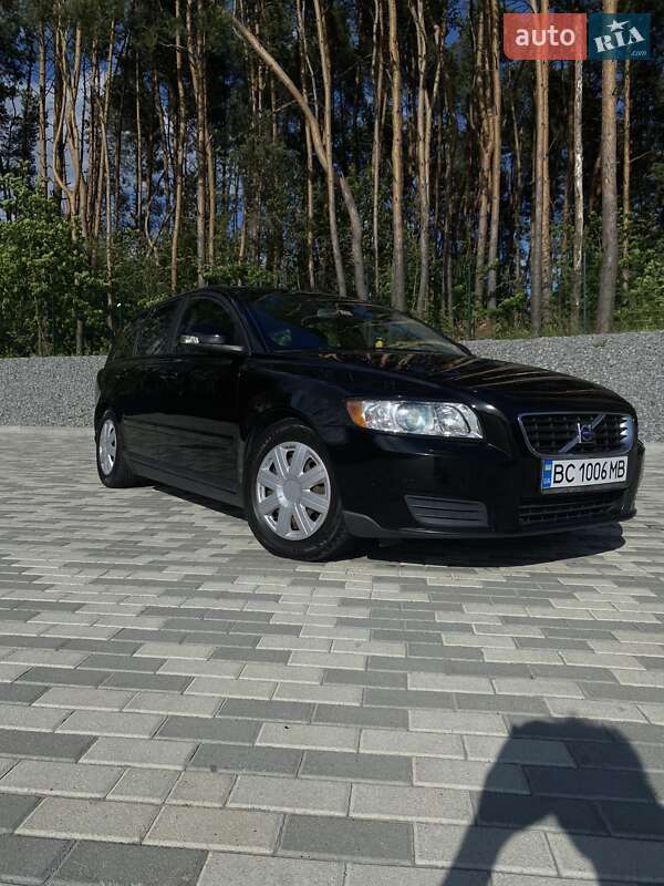 Volvo V50 2009