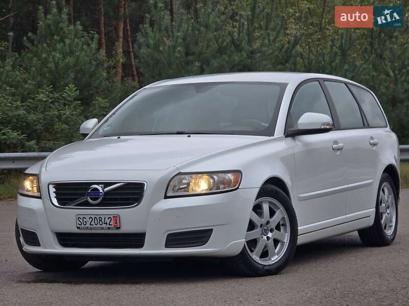 Volvo V50 2011