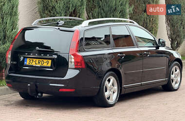 Универсал Volvo V50 2012 в 