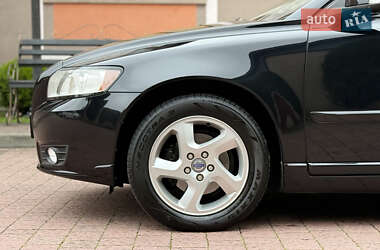 Универсал Volvo V50 2012 в 