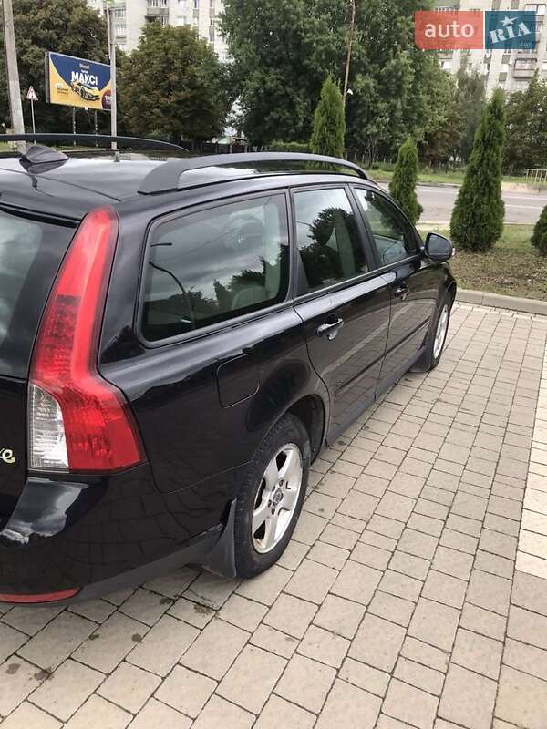 Volvo V50 2010