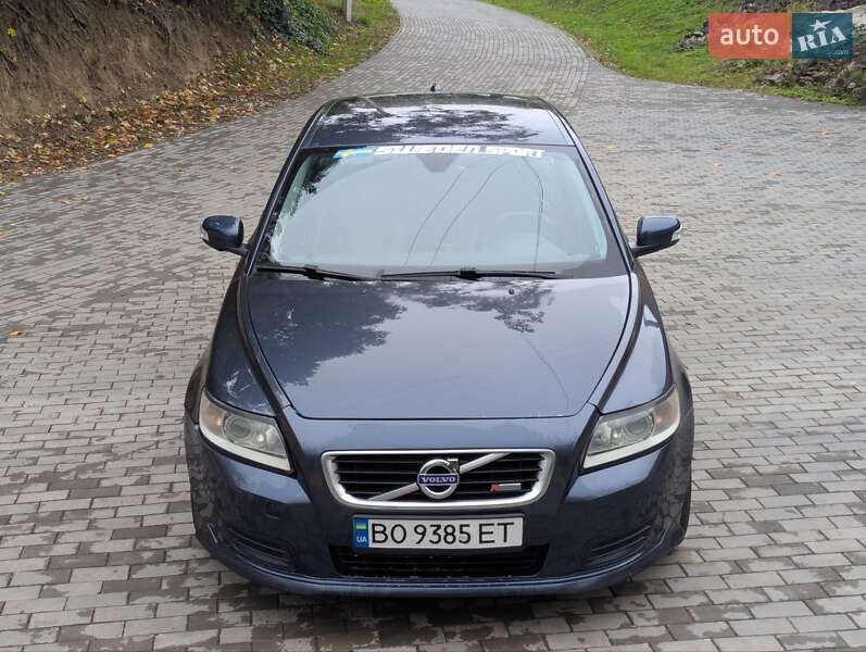 Универсал Volvo V50 2010 в Тернополе
