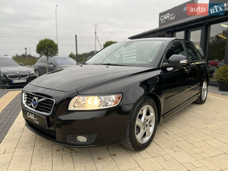 Универсал Volvo V50 2011 в Львове
