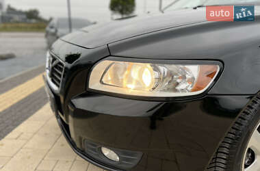 Универсал Volvo V50 2011 в 
