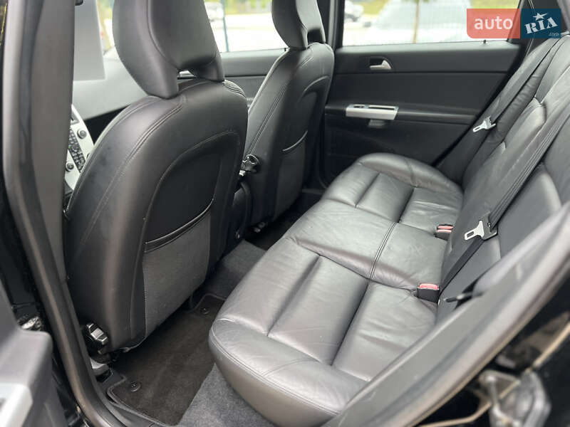 Универсал Volvo V50 2011 в Львове