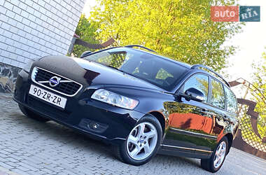 Универсал Volvo V50 2010 в 