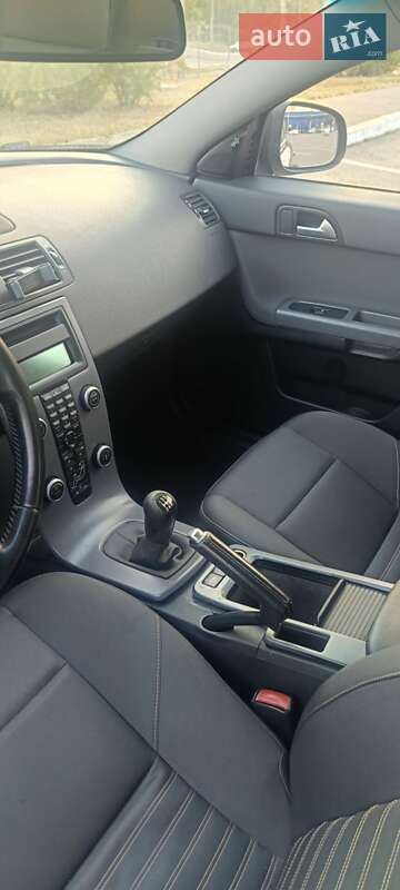 Универсал Volvo V50 2011 в Киеве