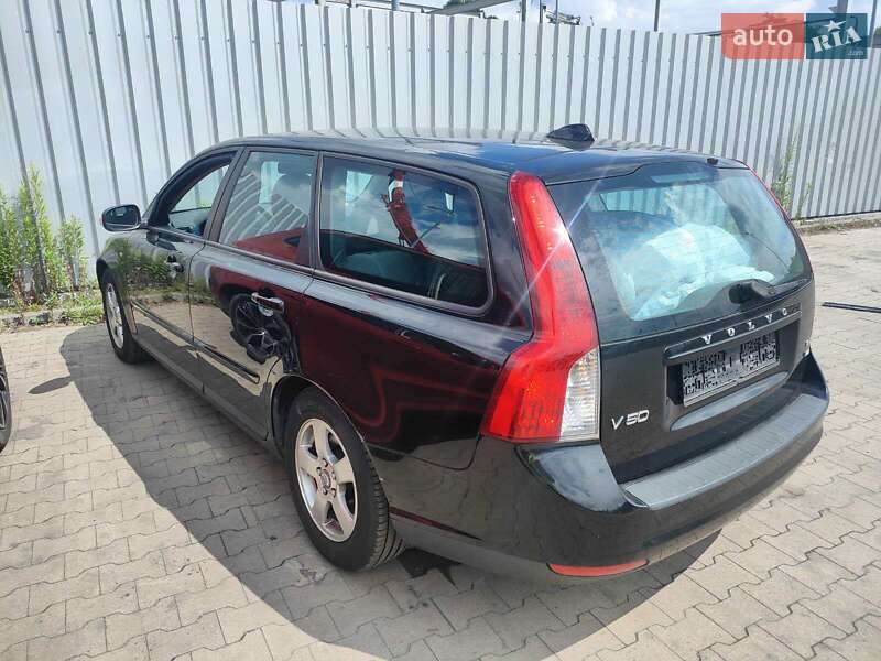 Универсал Volvo V50 2009 в Киеве