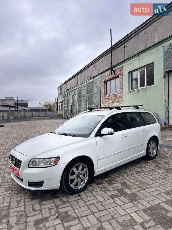 Универсал Volvo V50 2012 в Сумах фото 2 Универсал Volvo V50 2012 в Сумах