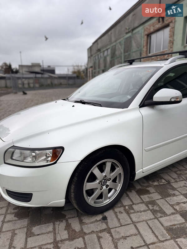 Универсал Volvo V50 2012 в Сумах фото 20 Универсал Volvo V50 2012 в Сумах