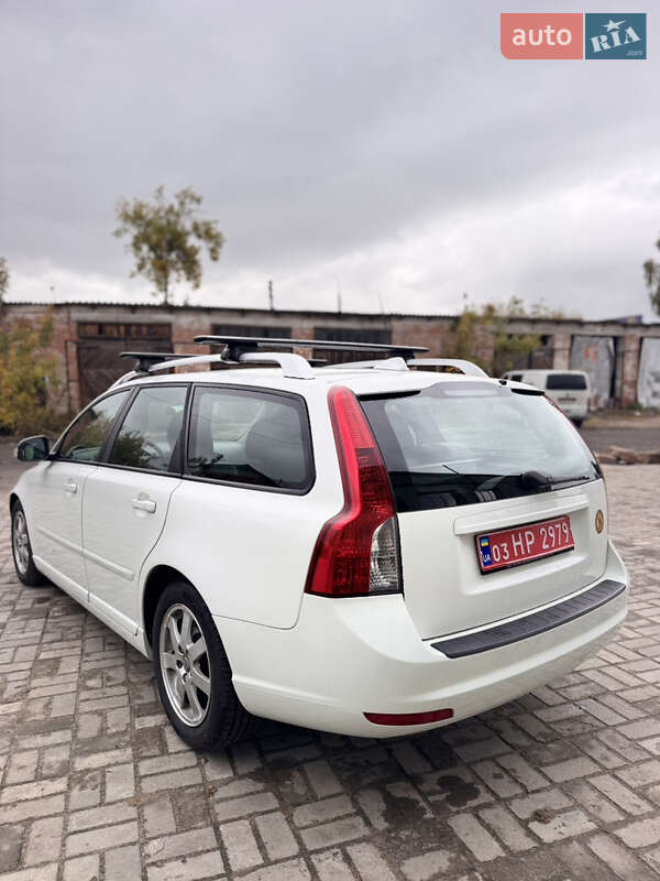 Универсал Volvo V50 2012 в Сумах фото 30 Универсал Volvo V50 2012 в Сумах