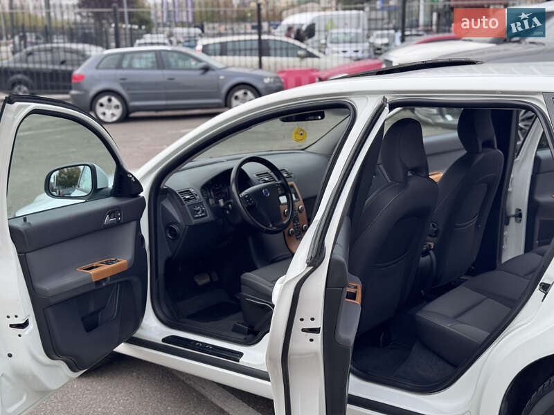 Універсал Volvo V50 2011 в Києві