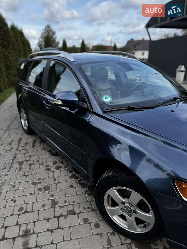Універсал Volvo V50 2009 в Бучачі