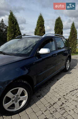 Универсал Volvo V50 2009 в 