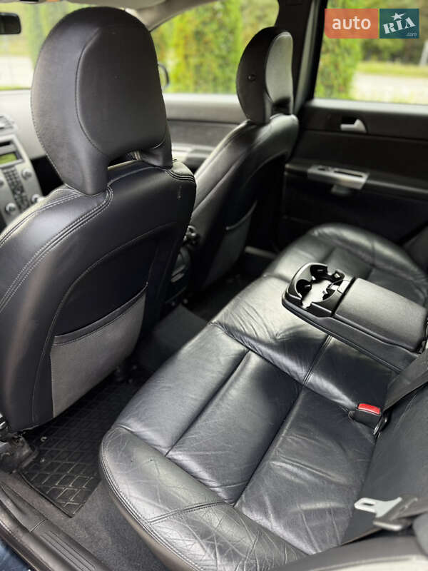 Універсал Volvo V50 2009 в Бучачі