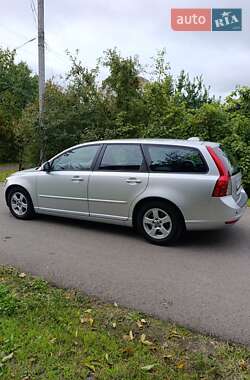Универсал Volvo V50 2011 в 