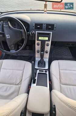 Универсал Volvo V50 2011 в 