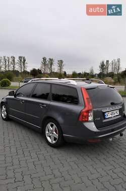 Универсал Volvo V50 2010 в 