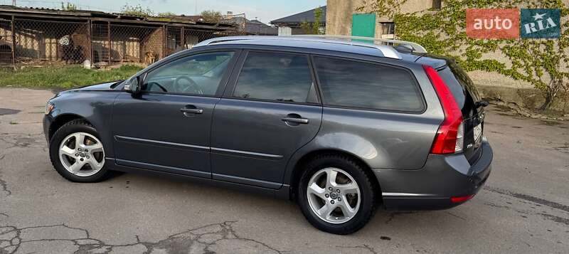 Универсал Volvo V50 2012 в Киеве