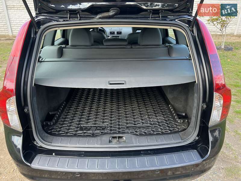 Універсал Volvo V50 2010 в Одесі фото 32 Універсал Volvo V50 2010 в Одесі