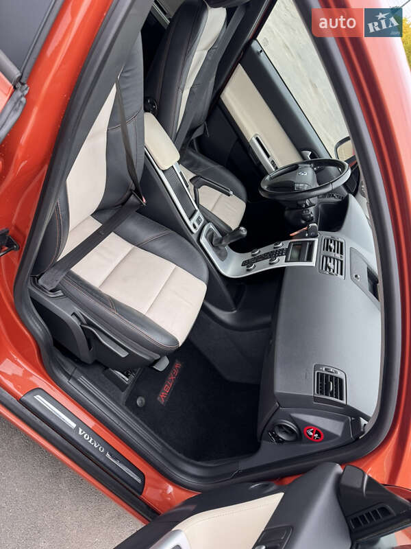 Універсал Volvo V50 2012 в Ірпені