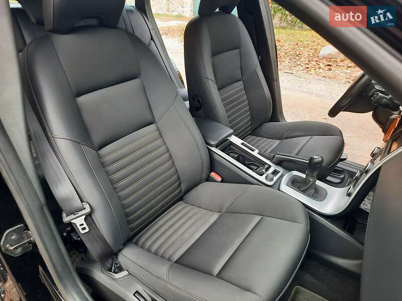 Універсал Volvo V50 2010 в Полтаві