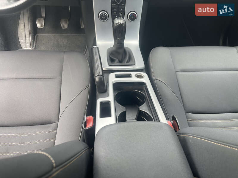 Универсал Volvo V50 2010 в Шепетовке фото 5 Универсал Volvo V50 2010 в Шепетовке