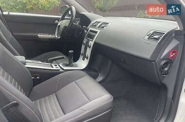 Універсал Volvo V50 2010 в  фото 19 Універсал Volvo V50 2010 в