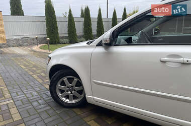 Універсал Volvo V50 2010 в  фото 49 Універсал Volvo V50 2010 в