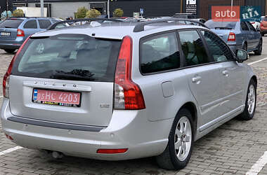 Универсал Volvo V50 2010 в 