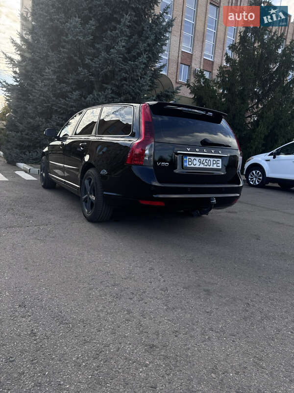 Универсал Volvo V50 2011 в Краматорске