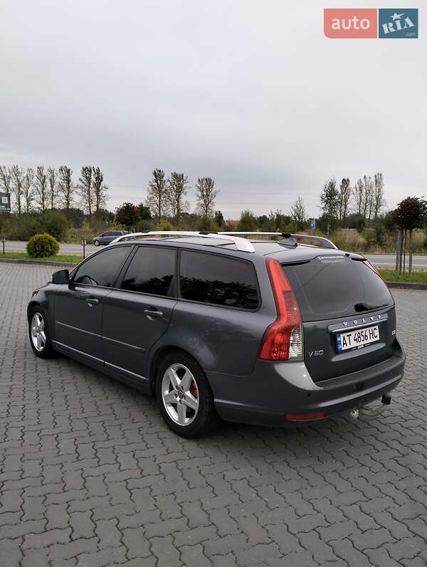 Універсал Volvo V50 2010 в Коломиї