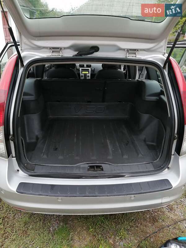 Универсал Volvo V50 2011 в Тетиеве фото 18 Универсал Volvo V50 2011 в Тетиеве