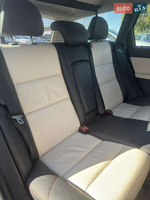 Универсал Volvo V50 2010 в Киеве фото 29 Универсал Volvo V50 2010 в Киеве