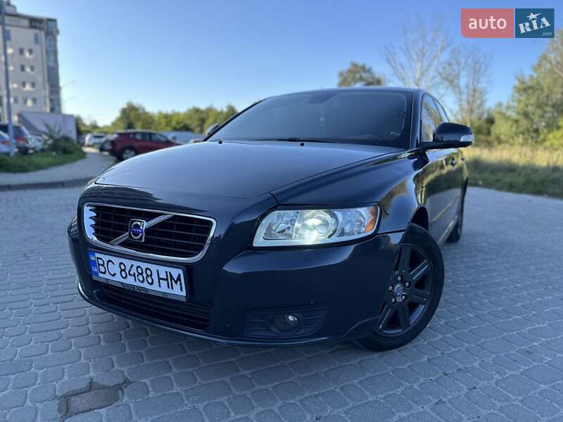 Универсал Volvo V50 2009 в 