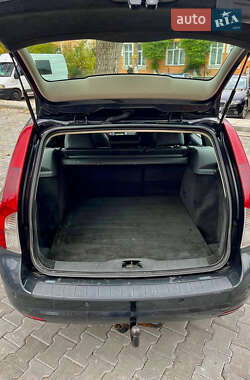 Универсал Volvo V50 2009 в 