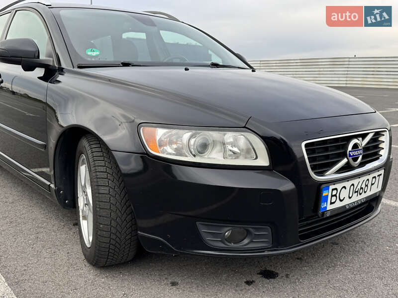 Універсал Volvo V50 2011 в Львові фото 3 Універсал Volvo V50 2011 в Львові