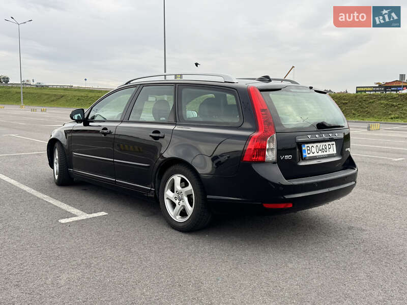 Універсал Volvo V50 2011 в Львові фото 7 Універсал Volvo V50 2011 в Львові