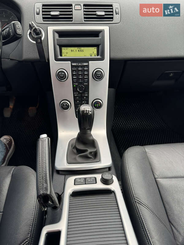 Універсал Volvo V50 2011 в Львові фото 19 Універсал Volvo V50 2011 в Львові