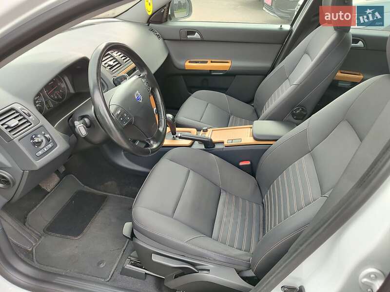 Універсал Volvo V50 2011 в Києві