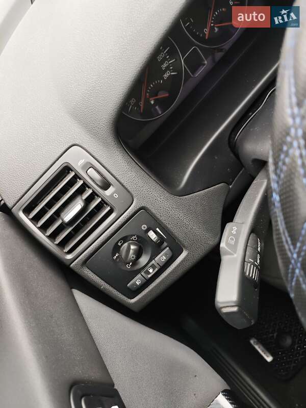 Універсал Volvo V50 2011 в Києві