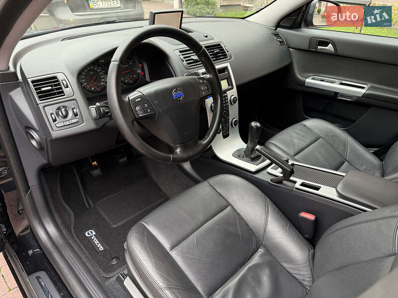 Универсал Volvo V50 2012 в Стрые фото 45 Универсал Volvo V50 2012 в Стрые