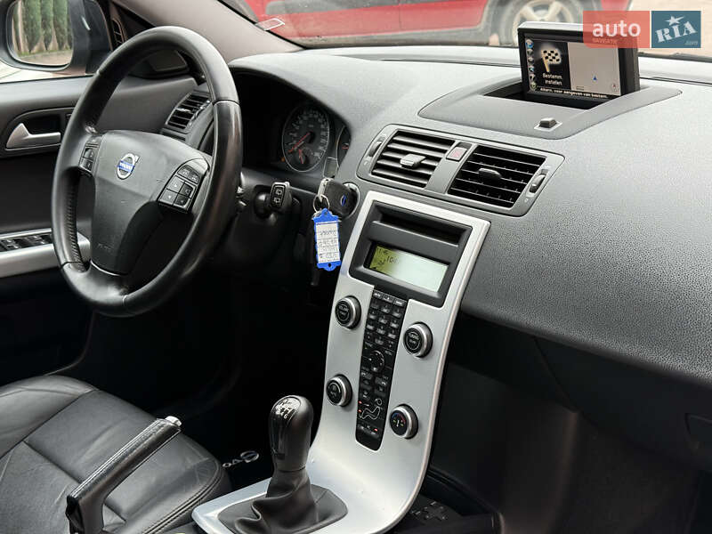 Универсал Volvo V50 2012 в Стрые фото 88 Универсал Volvo V50 2012 в Стрые