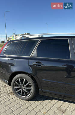 Универсал Volvo V50 2012 в 