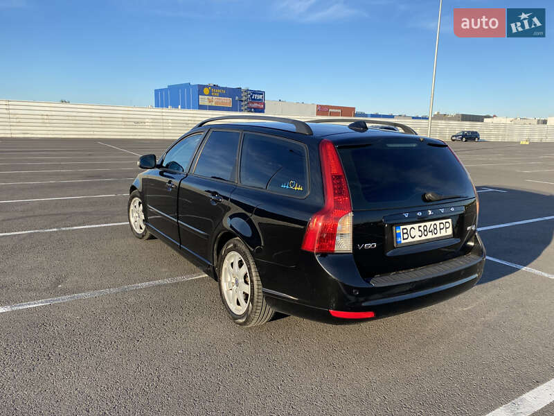 Універсал Volvo V50 2010 в Львові