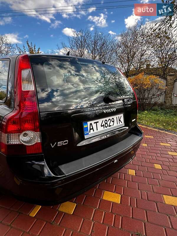 Универсал Volvo V50 2004 в Отынии фото 8 Универсал Volvo V50 2004 в Отынии