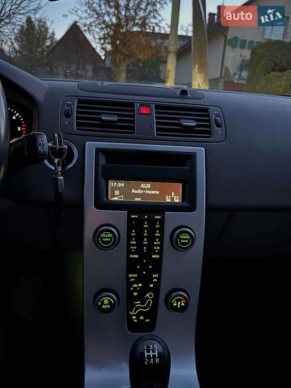 Универсал Volvo V50 2010 в Жовкве