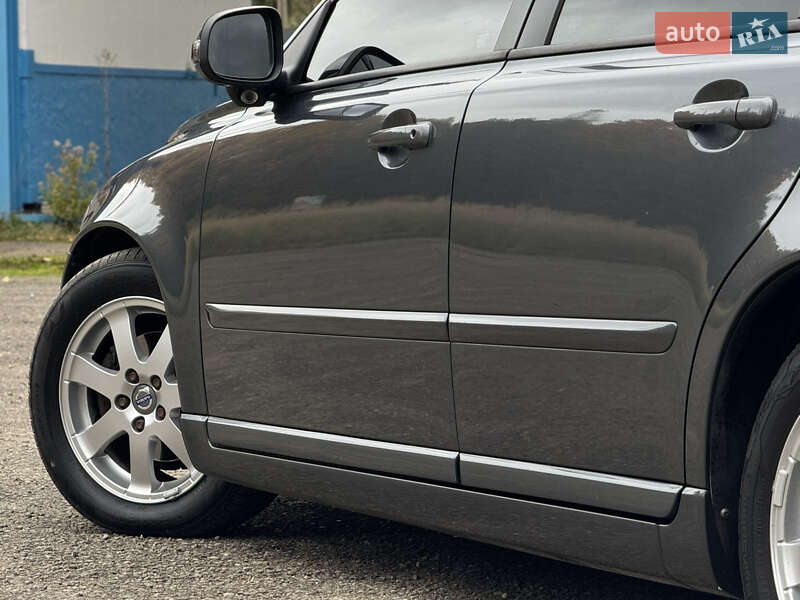 Універсал Volvo V50 2011 в Моршині