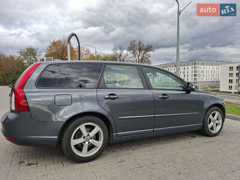 Универсал Volvo V50 2011 в Львове фото 10 Универсал Volvo V50 2011 в Львове